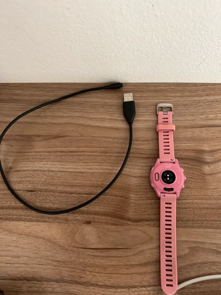 Used Garmin Forerunner 255s bike — image 2 of 3