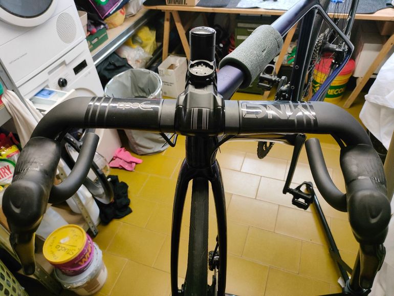 Used Deda Manubrio DNA bike — image 1 of 5