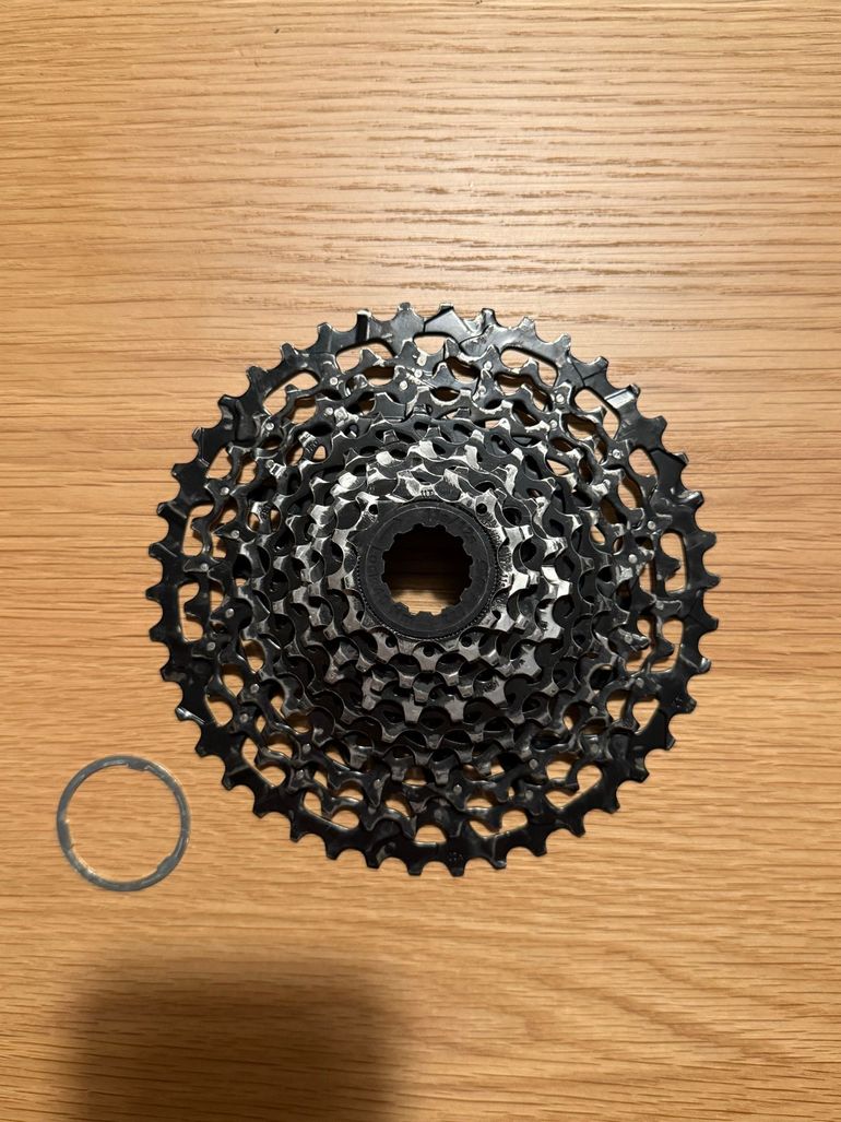 Used Sram PG1130 Cassette bike — image 2 of 6