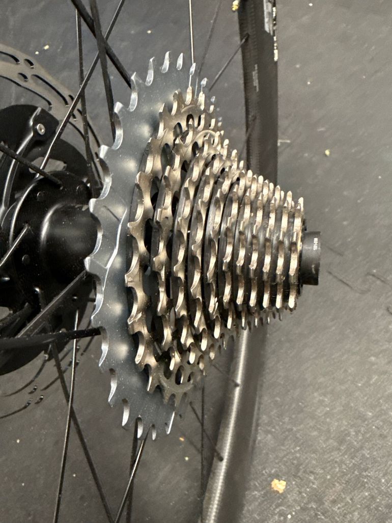 Used Zipp 404 Firecrest Disc Wheelset 2025 bike — image 3 of 5