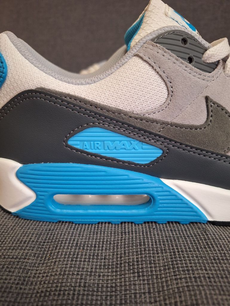 Used Nike Air Max 90 Platinum Grey Taglia 45 bike — image 10 of 11