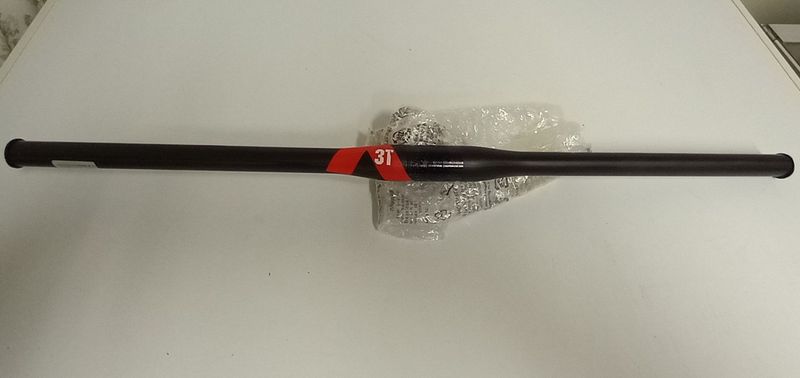 Použité 3T flat ud carbon bike — obrázek 1 z 8