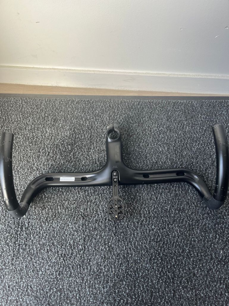 Used Black Inc Integrated Barstem HB04 2025 bike — image 3 of 6