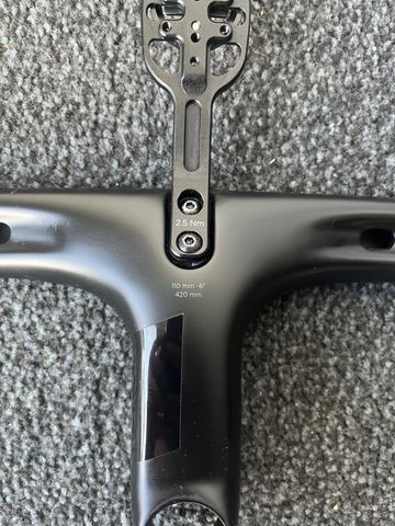 Brugt Black Inc Integrated Barstem HB04 2025 bike — billede 4 af 6