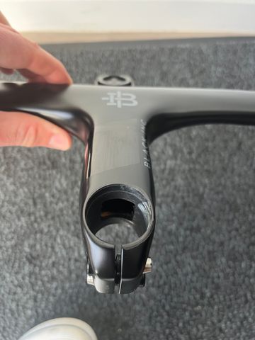 Brugt Black Inc Integrated Barstem HB04 2025 bike — billede 2 af 6