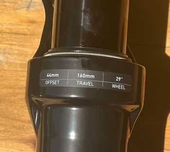 Used RockShox LYRIK BASE 160mm bike — image 4 of 4