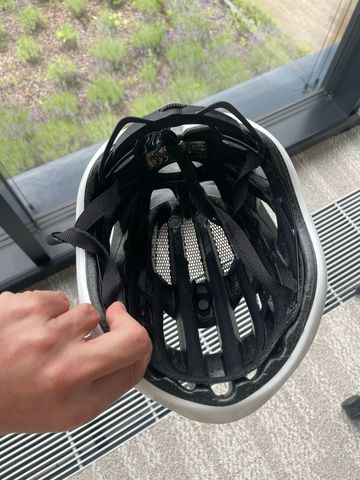 Brugt ABUS AirBreaker Helmet bike — billede 5 af 5