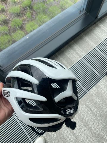 Brugt ABUS AirBreaker Helmet bike — billede 2 af 5