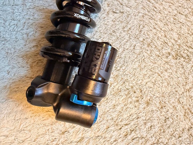 Used Fox DHX2 Performance Elite Coil Shock 250x75mm 2025 bike — image 5 of 9