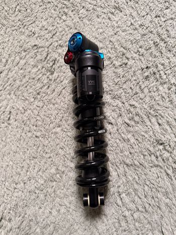 Used Fox DHX2 Performance Elite Coil Shock 250x75mm 2025 bike — image 3 of 9