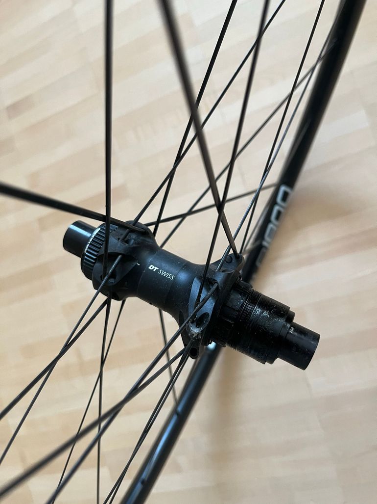 Used Dt Swiss 1800 SPLINE Wheelset 2025 bike — image 3 of 4
