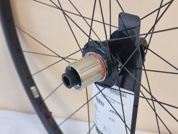 Used Stans Notubes CLEARANCE SALE! -50% carbon wheels Podium / Crest. Many different sizes available bike — image 4 of 9
