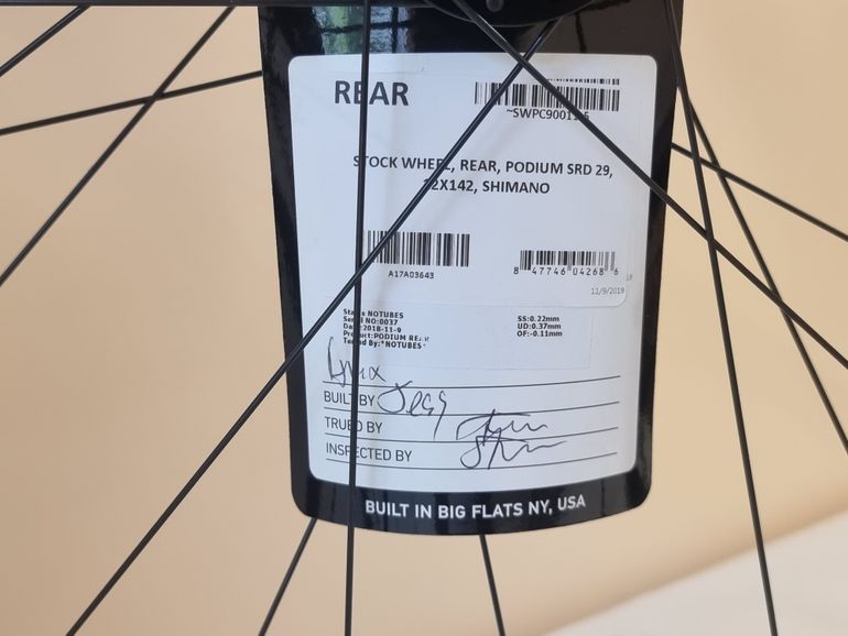 Used Stans Notubes CLEARANCE SALE! -50% carbon wheels Podium / Crest. Many different sizes available bike — image 9 of 9