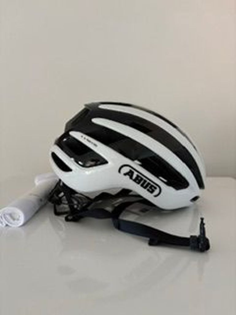 Used ABUS AirBreaker 2.0 Helmet 2026 bike — image 4 of 5