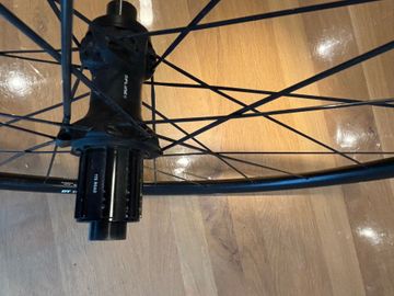 Brugt Dt Swiss E1800 Wheelset 2020 bike — billede 8 af 10