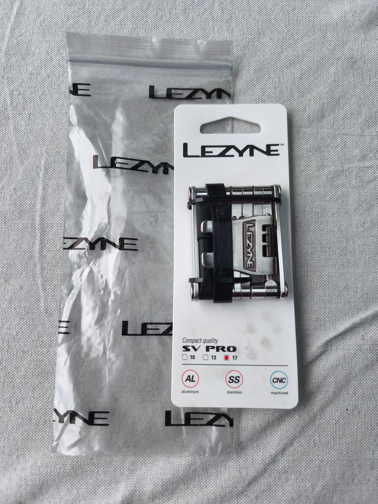 Used Lezyne SV Pro 17 bike — image 1 of 2