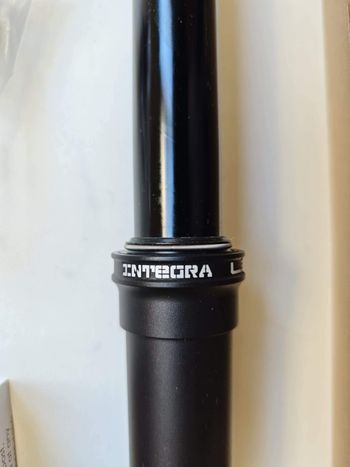 Used Kind Shock LEV Integra Dropper Post 2024 bike — image 4 of 6