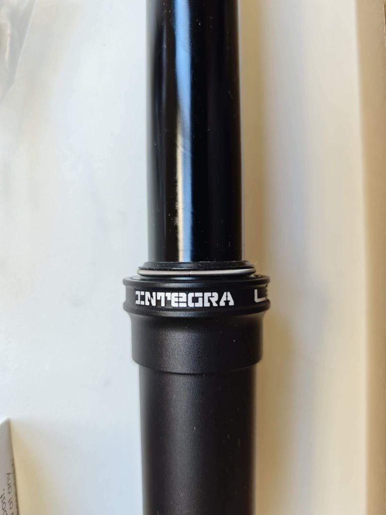 Used Kind Shock LEV Integra Dropper Post 2024 bike — image 4 of 6