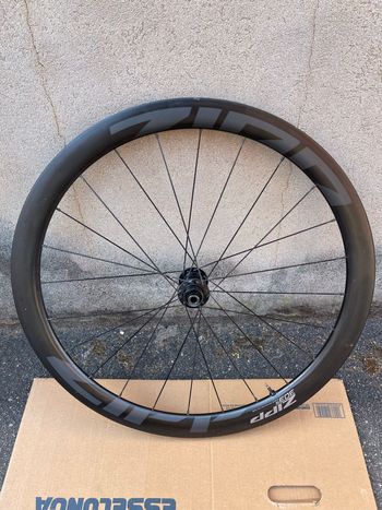 Used Zipp 303S Wheelset 2022 bike — image 3 of 5