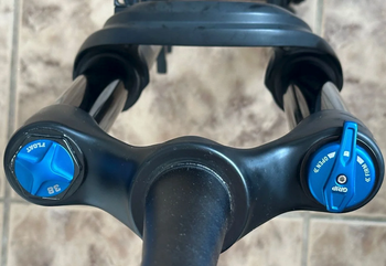 Used Fox 38 Performance Grip 29" 170mm Fork 2024 bike — image 3 of 5