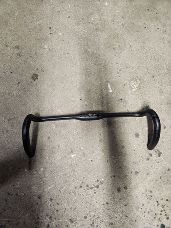 Used Giant Contact SL Handlebar 2023 bike