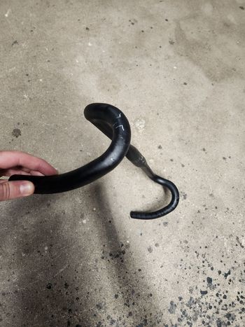 Used Giant Contact SL Handlebar 2023 bike — image 4 of 4