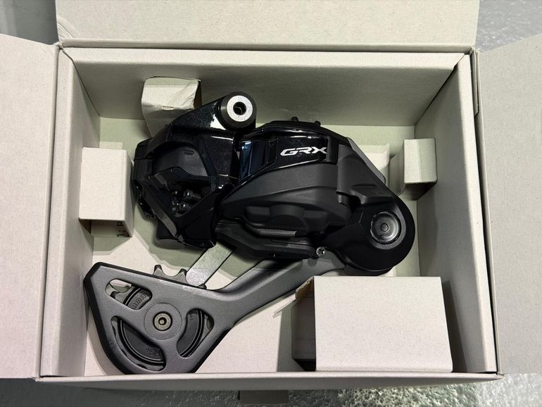 Used Shimano GRX 817 DI2 bike — image 2 of 11