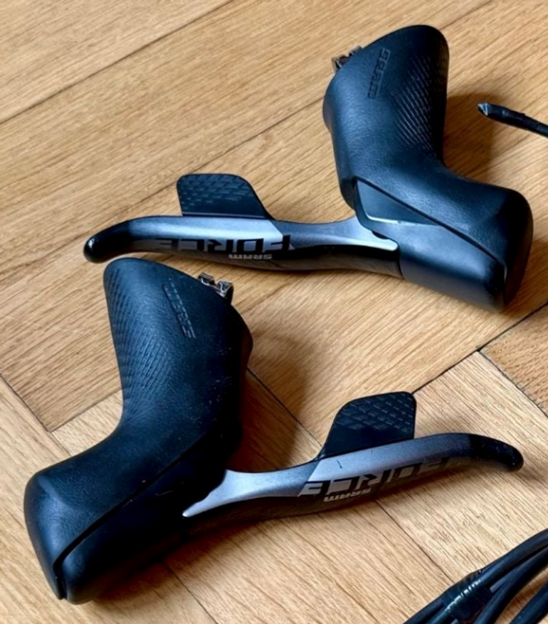 Used Sram Force eTap AXS 2x12-Speed HRD Groupset bike — image 2 of 3