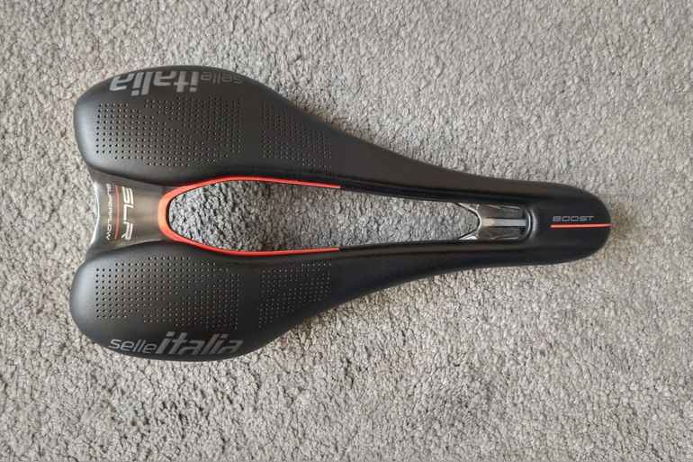 Used Selle Italia SLR Boost Kit Carbon Superflow S3 bike — image 1 of 4