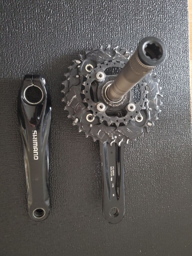 Used Shimano Deore FC-M625 Crankset 2017 bike — image 2 of 4