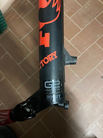Gebrauchtes Fox 32 G2 100mm 2023 bike — Bild 3 von 5