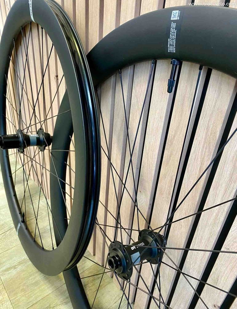 Used Look Roues Carbone R50D neuve tubeless ou chambre à air bike — image 4 of 4