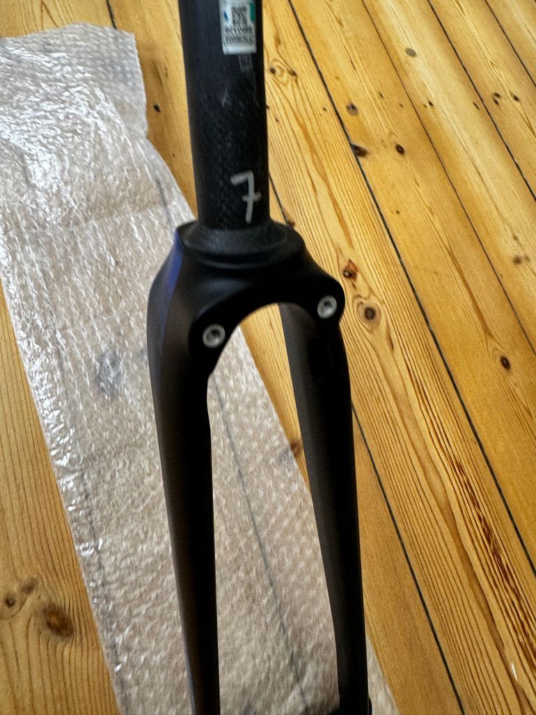 Used Canyon Speedmax Front Fork 2024 bike — image 4 of 7
