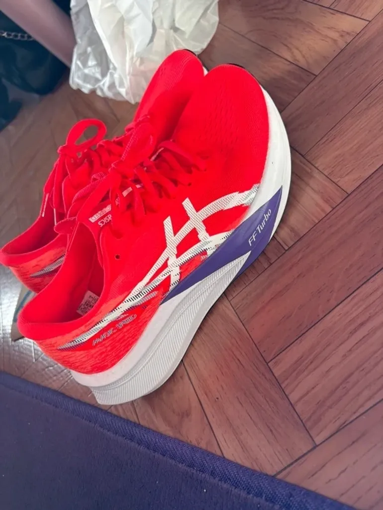Used Asics Magic Speed 4 bike — image 2 of 8