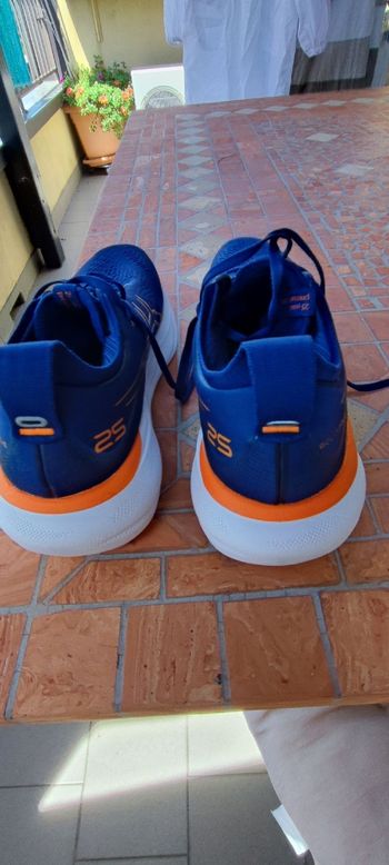 Used Asics Gel-Nimbus 25 2024 bike — image 4 of 7