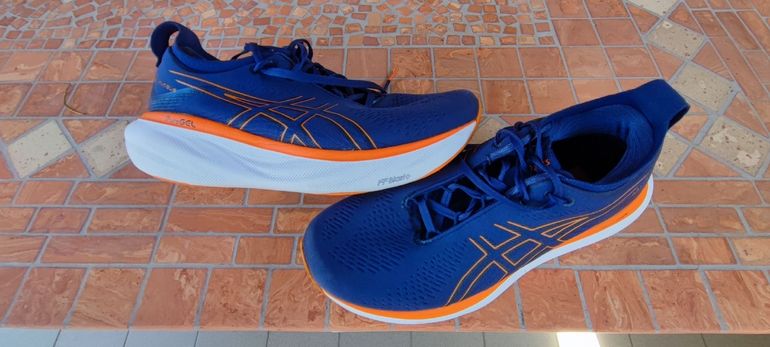 Used Asics Gel-Nimbus 25 2024 bike — image 6 of 7