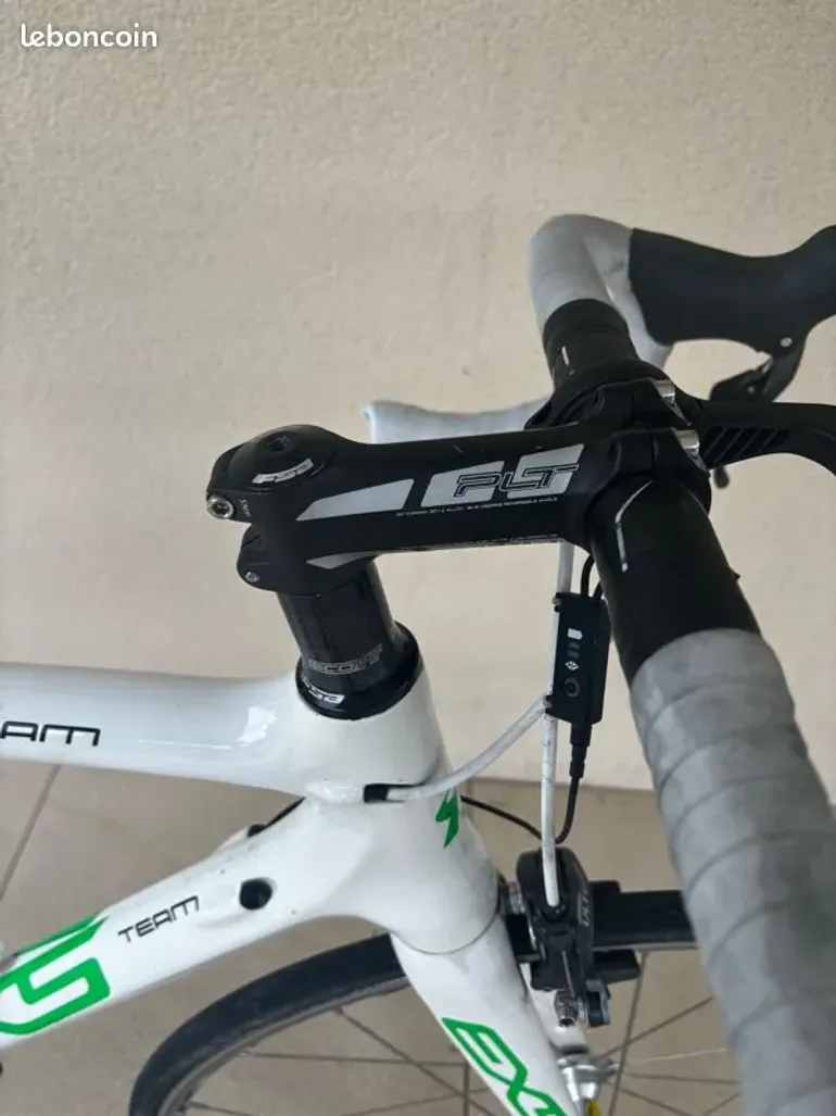 Used Shimano Ultegra Di2 bike — image 8 of 15