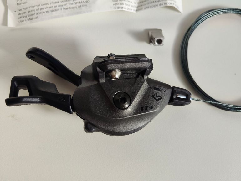 Used Shimano PULSADOR CAMBIO M8130 2025 bike — image 3 of 5