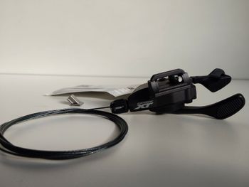 Used Shimano PULSADOR CAMBIO M8130 2025 bike — image 5 of 5