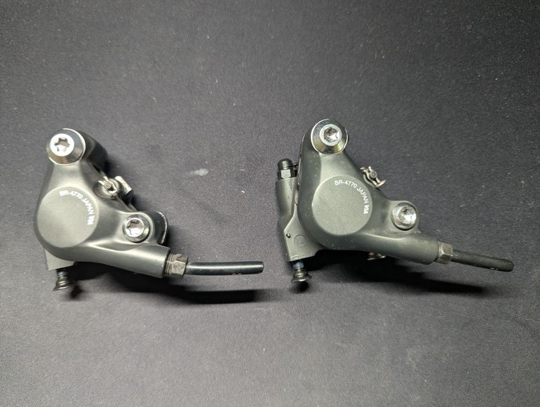 Used Shimano Tiagra BR4770 Hydraulic Disk Brakes bike — image 2 of 7