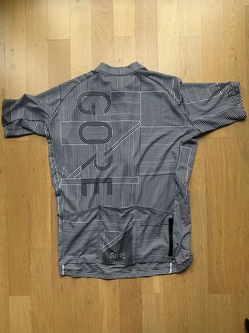 Used Gorewear Men's Jersey Black and White Stripes bike — image 2 of 5