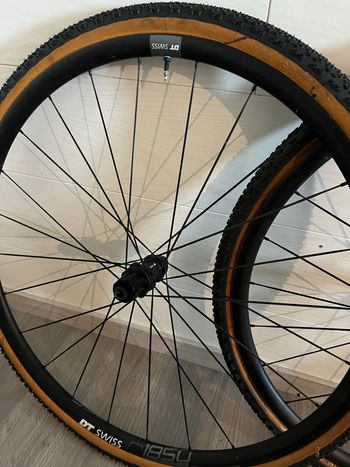 Used Dt Swiss C1850 Wheelset 2021 bike — image 3 of 5