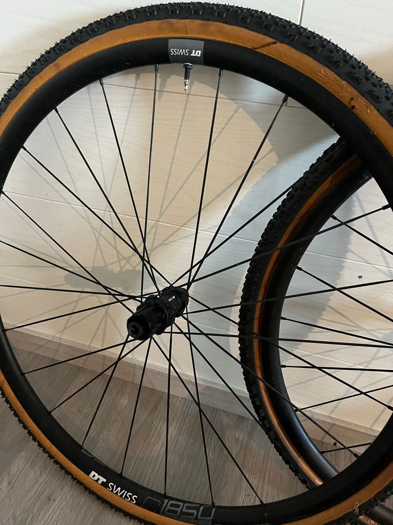 Used Dt Swiss C1850 Wheelset 2021 bike — image 3 of 5