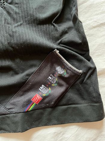 Used compressport tee shirt bike — image 2 of 3