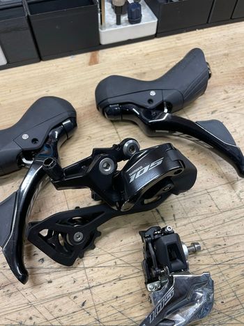 Used Shimano 105 2x12 Mechanical Group bike — image 2 of 5