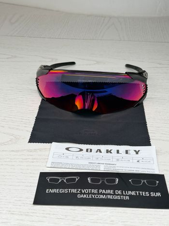 Used Oakley Velo Kato 2026 bike — image 2 of 6