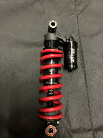 Used RockShox Super Deluxe Coil 2024 bike — image 3 of 5