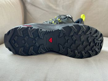 Used Salomon Outline Gore-Tex Hiking Shoes 2025 bike — image 4 of 5