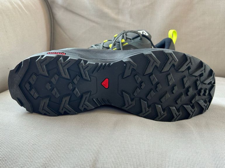 Used Salomon Outline Gore-Tex Hiking Shoes 2025 bike — image 4 of 5