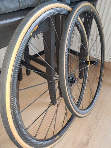 Used Mavic Ksyrium Pro Carbone bike — image 1 of 3